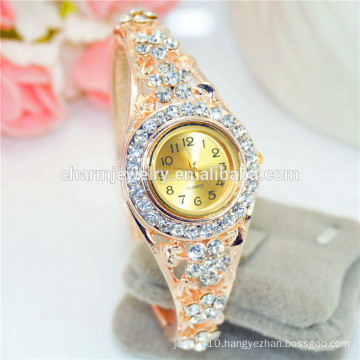 High Quality Fashion Luxury Rhinestone Bangle Watch For Women B086